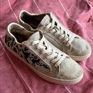 Soludos Canvas Sneakers with Black Embroidery, 9.5